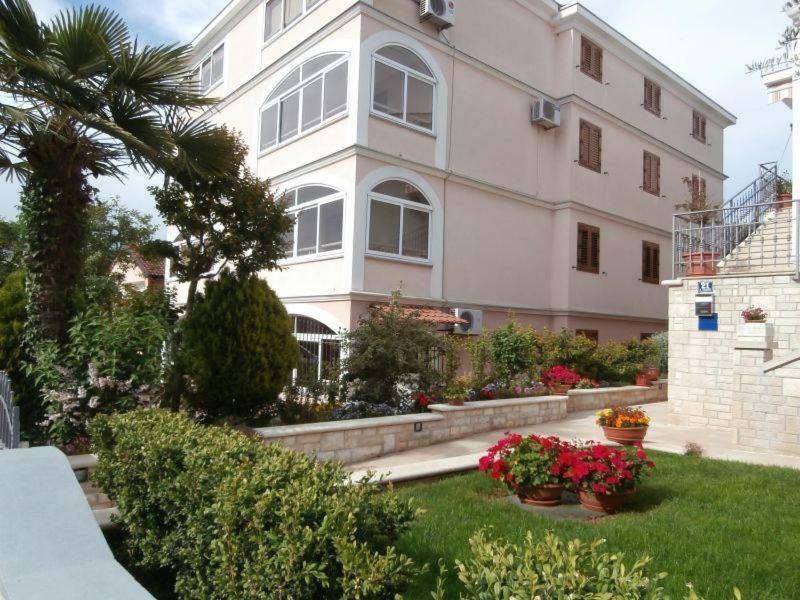 Miki Apartment Porec Ngoại thất bức ảnh